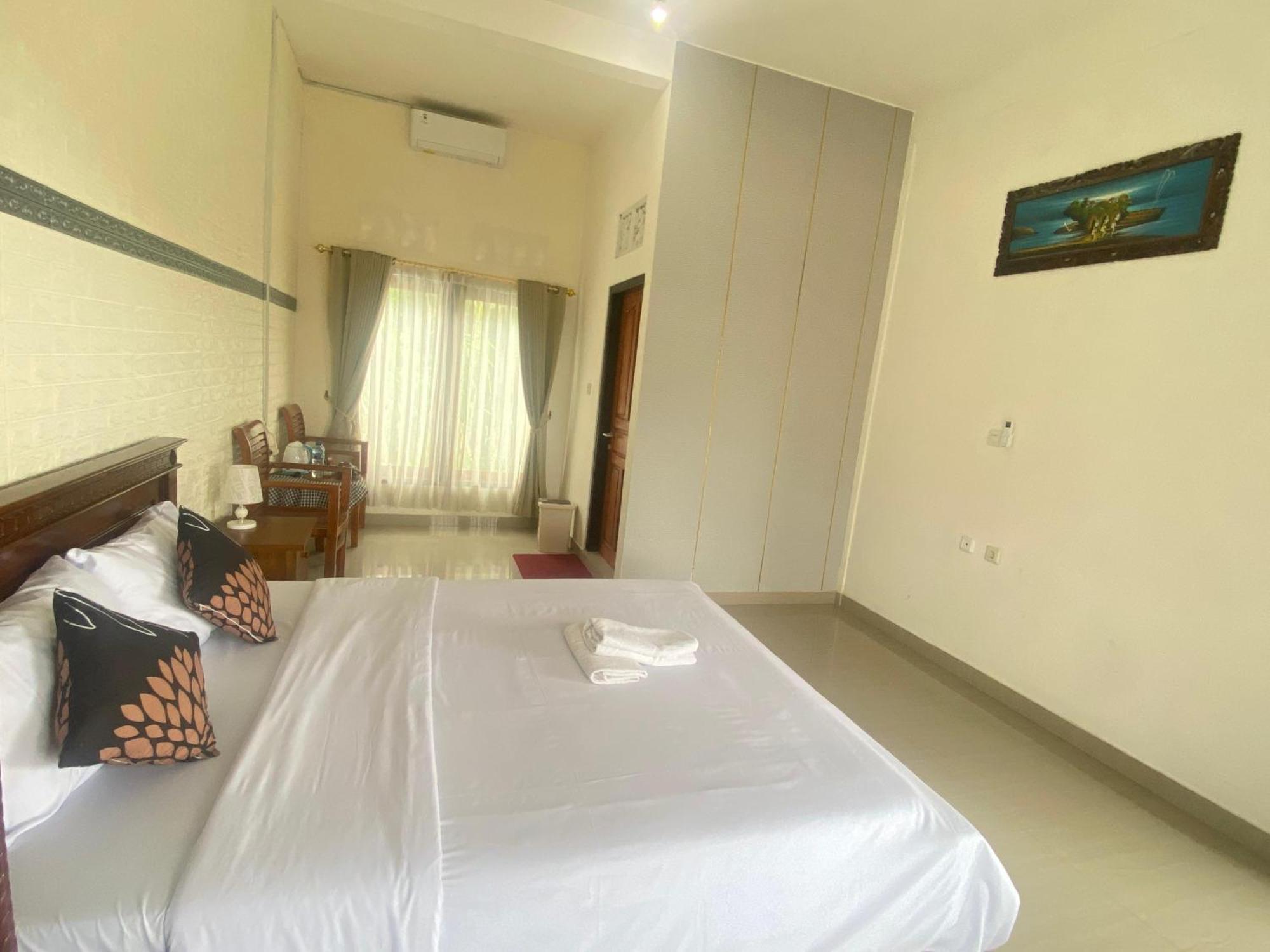 Sri Sedana Guest House Sidemen  Buitenkant foto