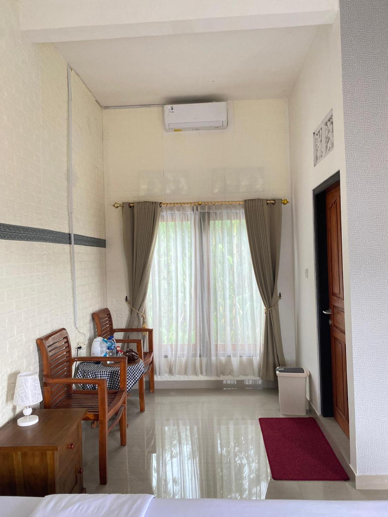 Sri Sedana Guest House Sidemen  Buitenkant foto