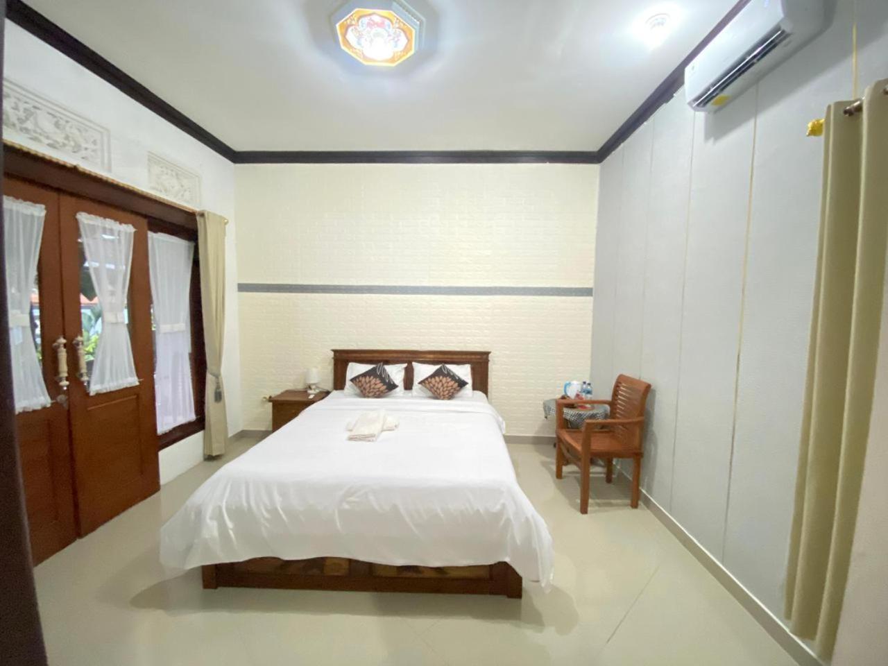 Sri Sedana Guest House Sidemen  Buitenkant foto